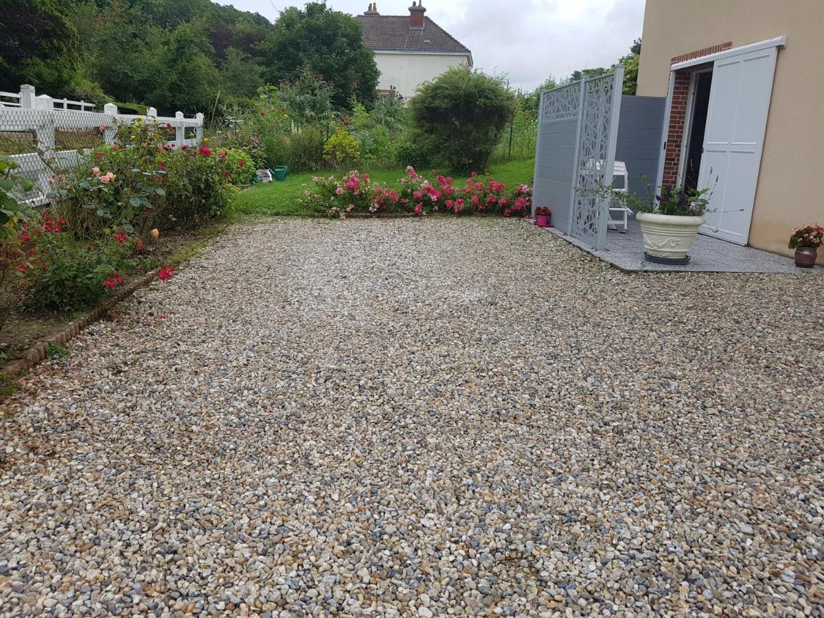 Bed and Breakfast Les Lupins Étretat Esterno foto